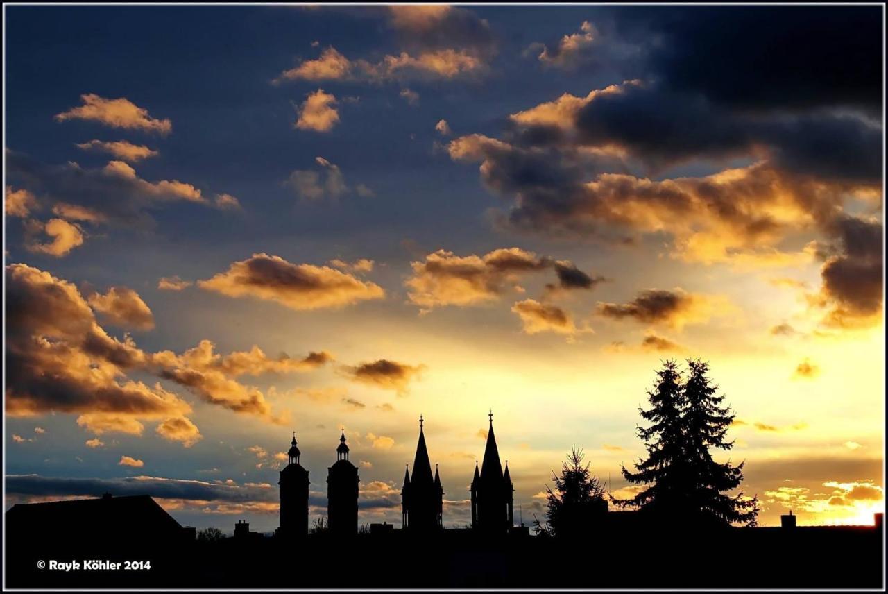 Stay!Apart Gieckau Naumburg  Luaran gambar